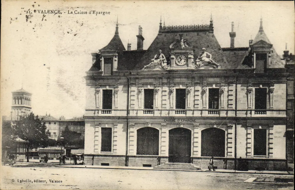 Valência - A Caixa de Poupança — G. Labatille, editor, Valência - Frente