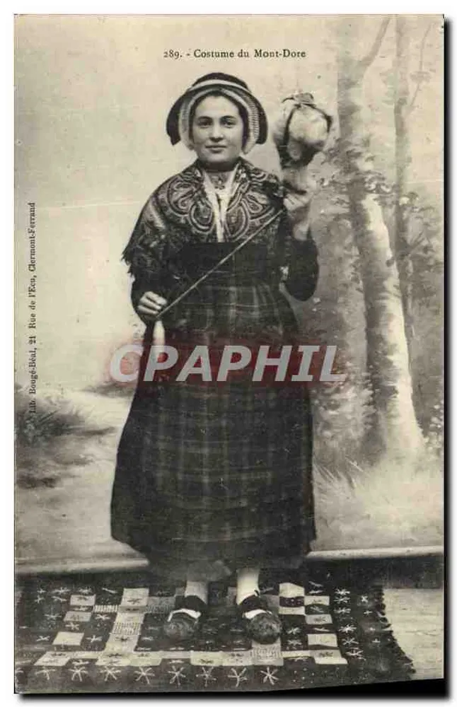 Mulher com traje do Mont-Dore — n° 289 — editor Léon Bouge-Idéal, Rue de l'Ex, Clermont-Ferrand - Frente