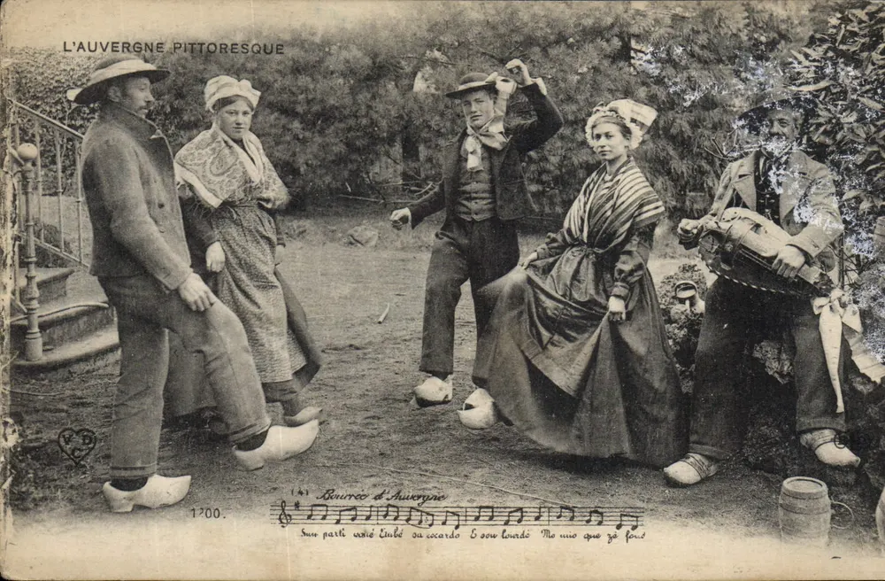 Bourrée da Auvergne — cena de aldeia — L'Auvergne Pittoresque, n°1700 - Frente