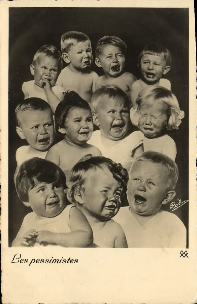 Les pessimistes — composition de neuf enfants pleurant ou fronçant le nez — éditeur Robba - Vorderseite