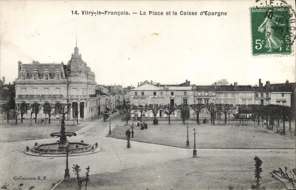 Vitry-le-François — Die Place und die Sparkasse — Druckerei A. Hugues & Cie - Vorderseite