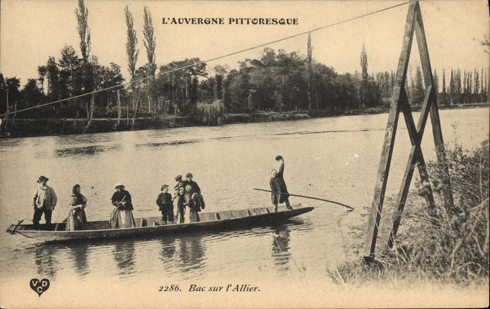 Bac no Allier — L'Auvergne pittoresque — V.D.C. n°2286 - Frente