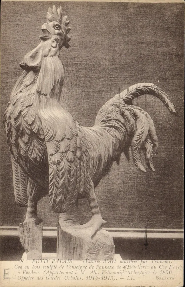 Galo de madeira esculturado — Petit Palais — obra de arte de M. Alb. Villemain — datada 1914-1915 - Frente