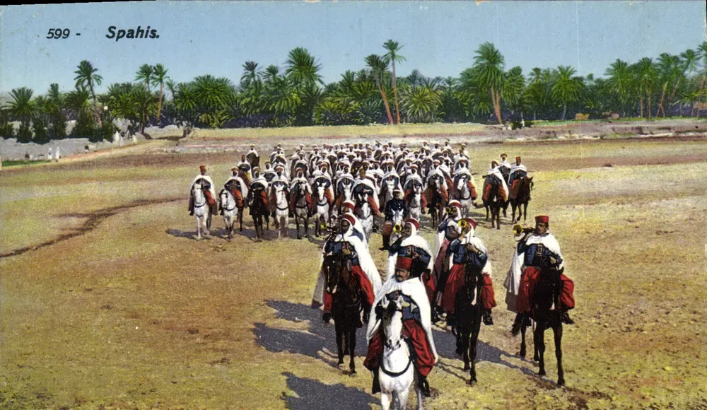 स्पाही - अल्जीरियाई घुड़सवारी एक प्रदर्शन में — लेहनर्ट & लैंडरॉक, तुनीस, संख्या 599 - आगे