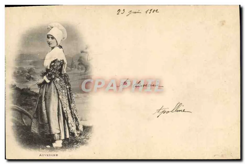 Mulher em traje tradicional — Auvergne — Typolline - Frente