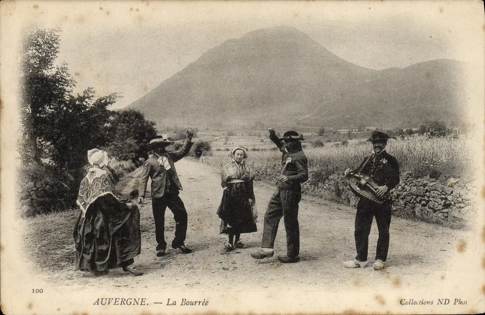 Auvergne — La Bourrée — kolekcja ND Phot - Awers