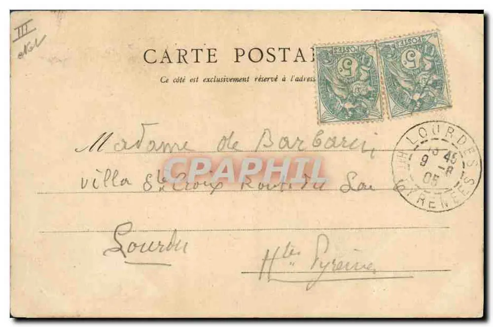Jeune Bourbonnaise — jeune femme en costume traditionnel devant une maison en briques — éditeur non visible - Verso