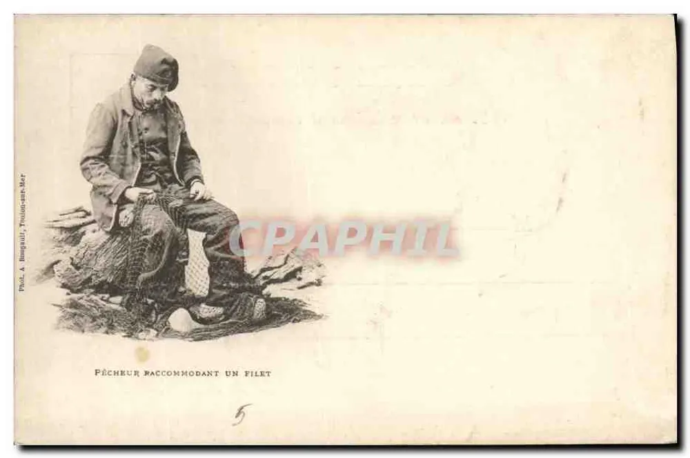 Pescador ajustando uma rede — Foto A. Bougault, Toulon-sur-Mer — n°5 - Frente