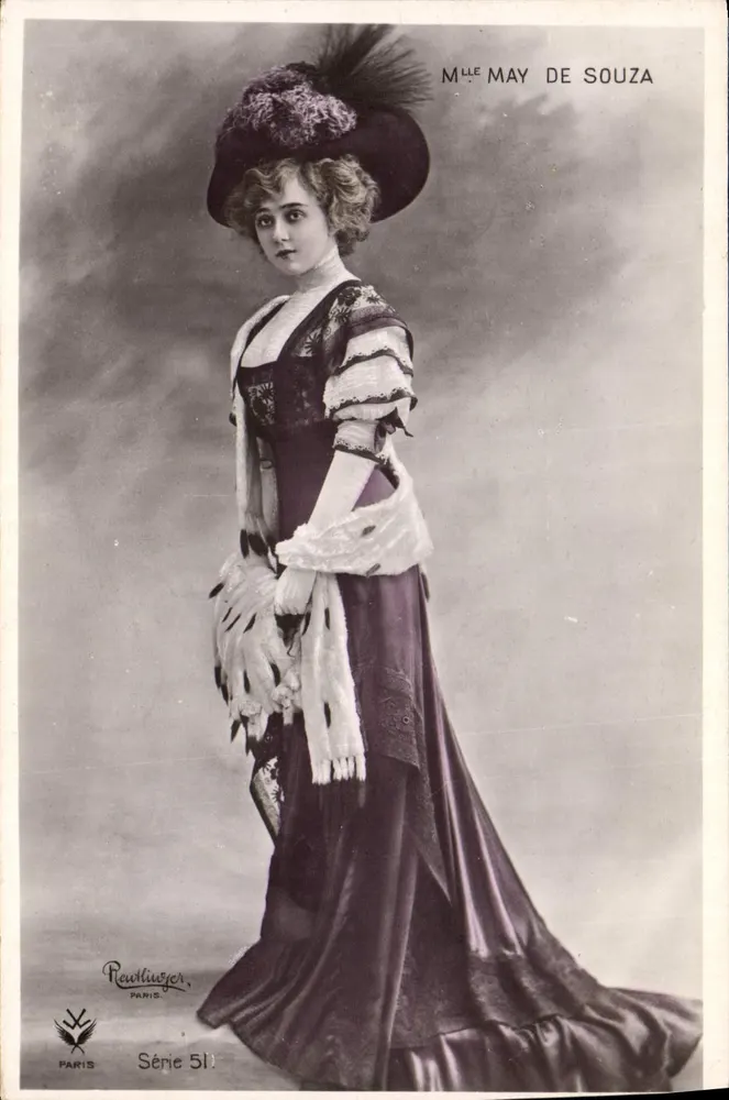Frau May de Souza — Porträt in Kostüm — Reutlinger, Paris, Serie 511 - Vorderseite
