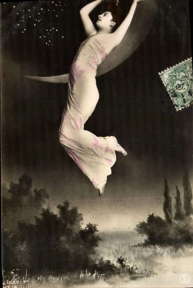 Frau, die im Mond schwebt — anonyme Ausgabe — Nr. 1532 - Vorderseite