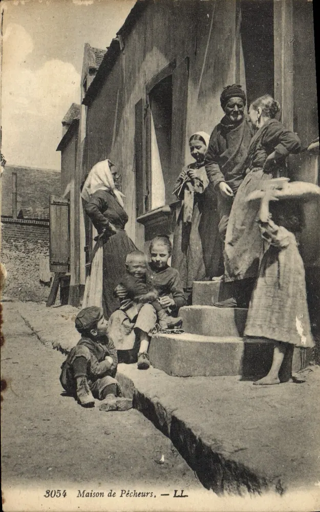 Maison de Pêcheurs — Scène de vie au seuil d'une maison — LL, n° 3054 - Frente