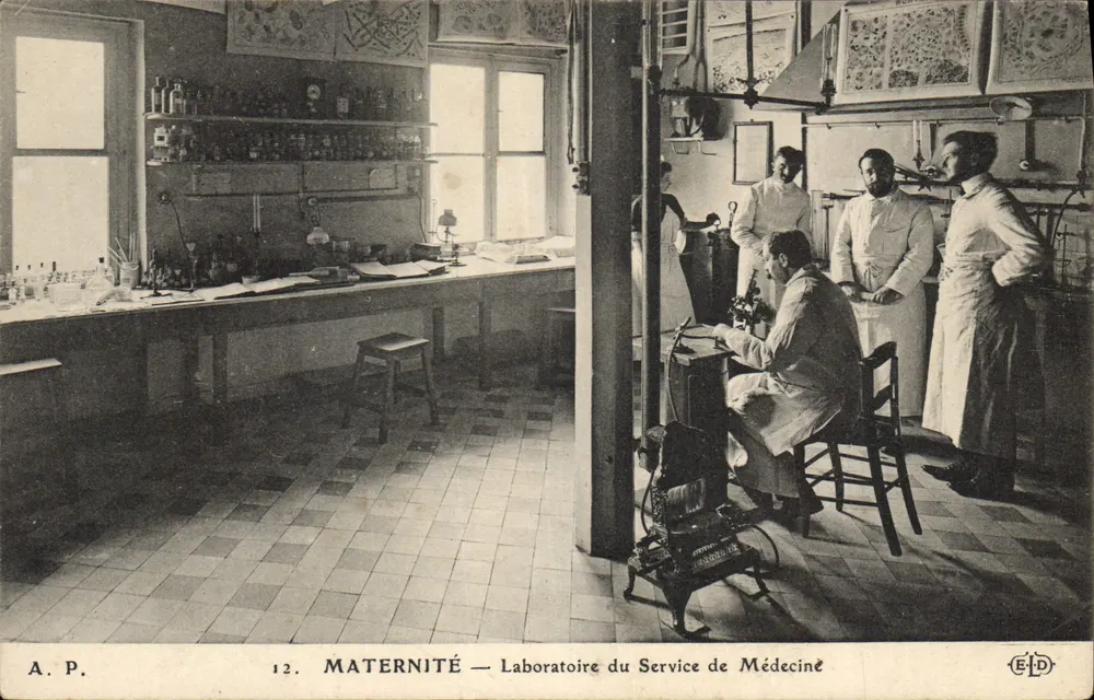 Maternidade — Laboratório do Serviço de Medicina — A.P. 12 - Frente