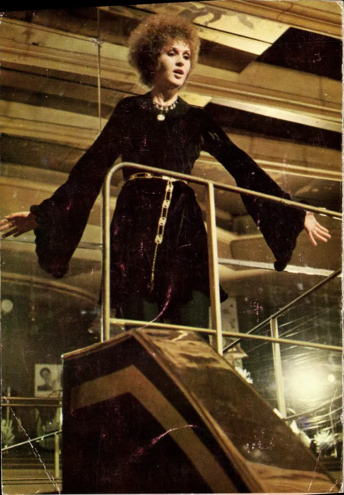 Julie Driscoll singt A KIND OF LOVE IN — Lied geschrieben von Julie Driscoll und Brian Auger — Marmalade Music Ltd, London - Vorderseite