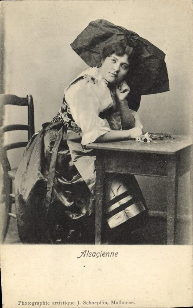Alsacienne — Fotografia artística J. Schoepflin, Mulhouse - Frente