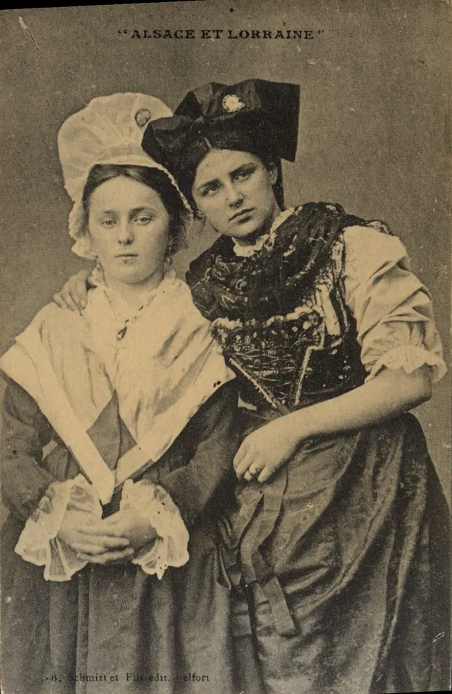Dwie kobiety w tradycyjnych strojach alzackich i lotaryńskich — B. Schmitt i Synowie, wydawcy, Eelfort - Awers