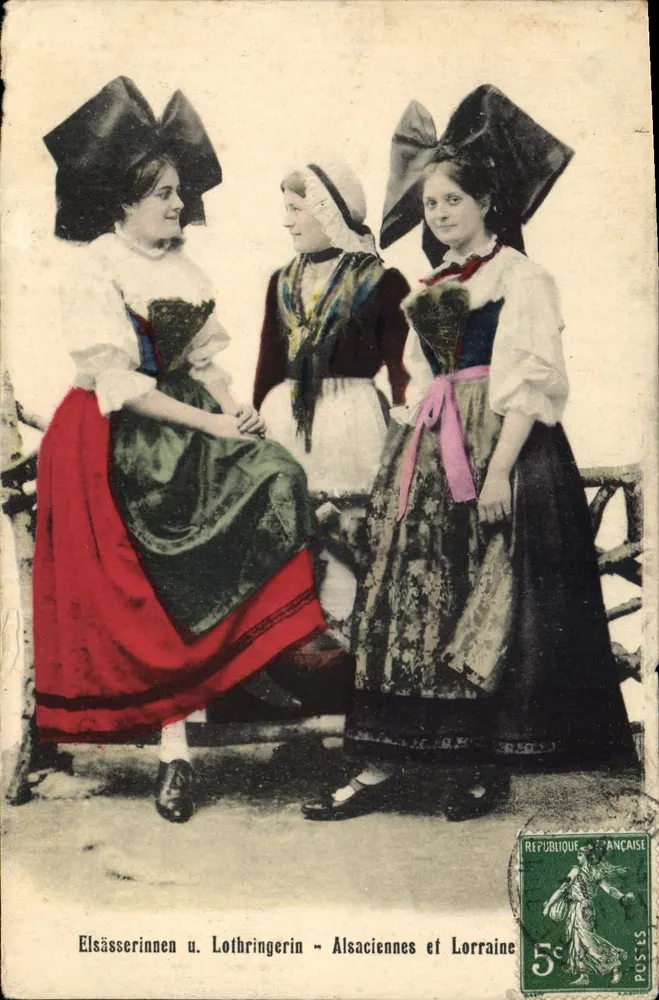 Elsässerinnen u. Lothringerin — Alsaciennes et Lorraines — éditeur non visible - Frente