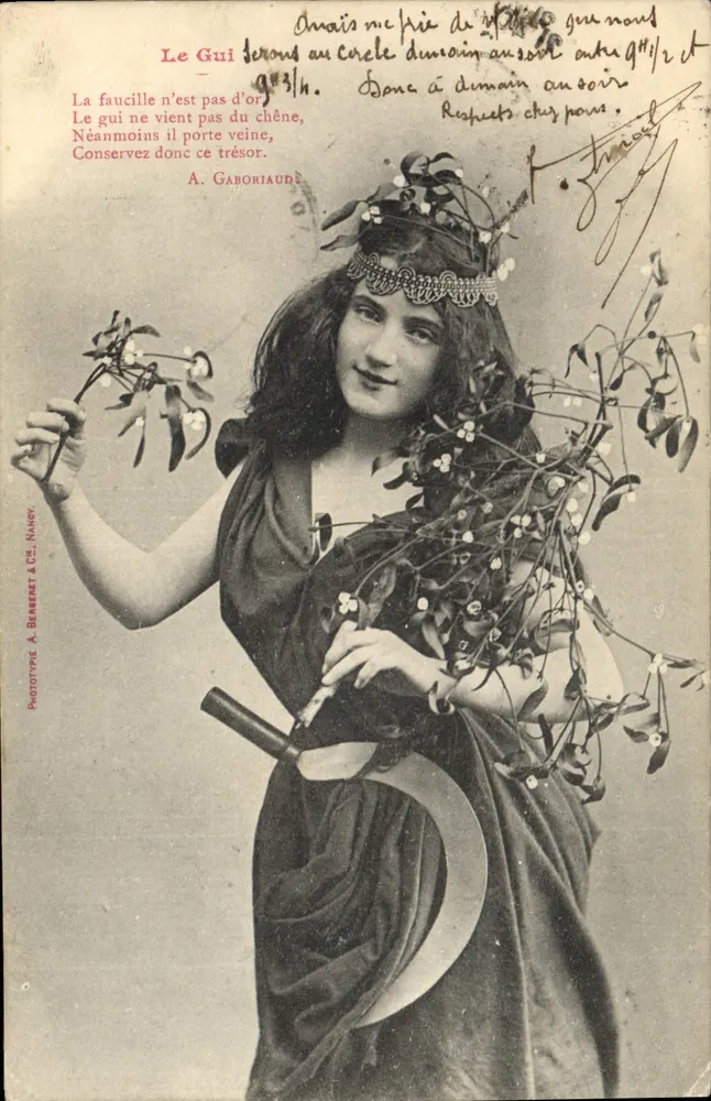 Frau im Guéridon-Kostüm — Der Efeu — Phototype A. Berenert & Cie, Nancy - Vorderseite