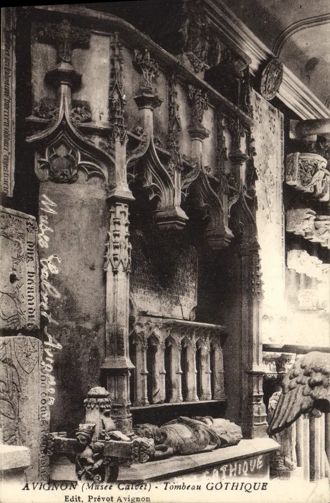 Avignon (Museu Calvet) - Túmulo gótico - Frente