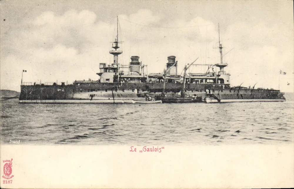 O „Gaulois“ — cruzador da Marinha francesa — editor Paris KE n°2187 - Frente