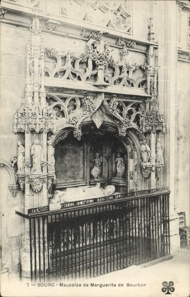 Bourg - Mausoléu de Marguerite de Bourbon — editor M.T.L. n°7 - Frente