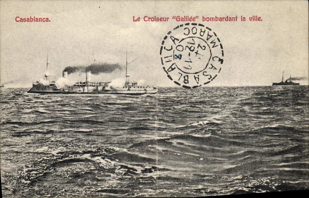 Casablanca — Der Kreuzer "Galilée" bombardiert die Stadt — unbekannter Verlag, Seriennummer nicht sichtbar - Vorderseite