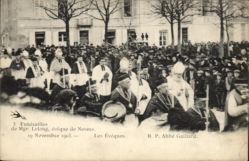 Funérailles de Mgr. Lelong, évêque de Nevers — Les Évêques — R. P. Abbé Gaillard - Recto