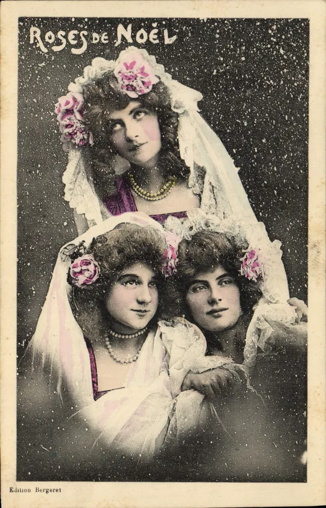 Drei junge Frauen in Weihnachtskleidern — Weihnachtsrosen — Bergeret Edition - Vorderseite