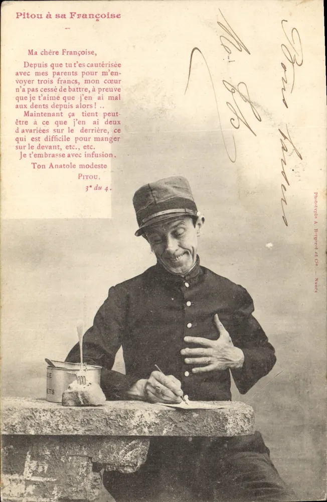 Soldat, der einen Brief an seine Verlobte schreibt — Pitou an seine Françoise — Fotografie A. Béguinet et Cie, Nancy - Vorderseite