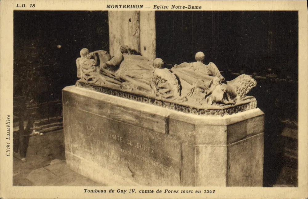 Montbrison — Kirche Notre-Dame — Grabmal von Guy IV, Graf von Forez - Vorderseite