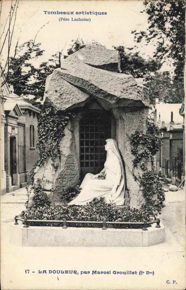 Die Trauer, von Marcel Groculliet — Künstlerische Grabstätten (Père Lachaise) — C.P. - Vorderseite