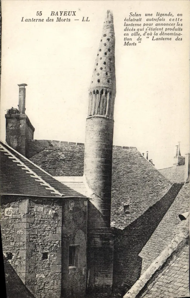 Lanterna dos Mortos — Bayeux — LL - Frente