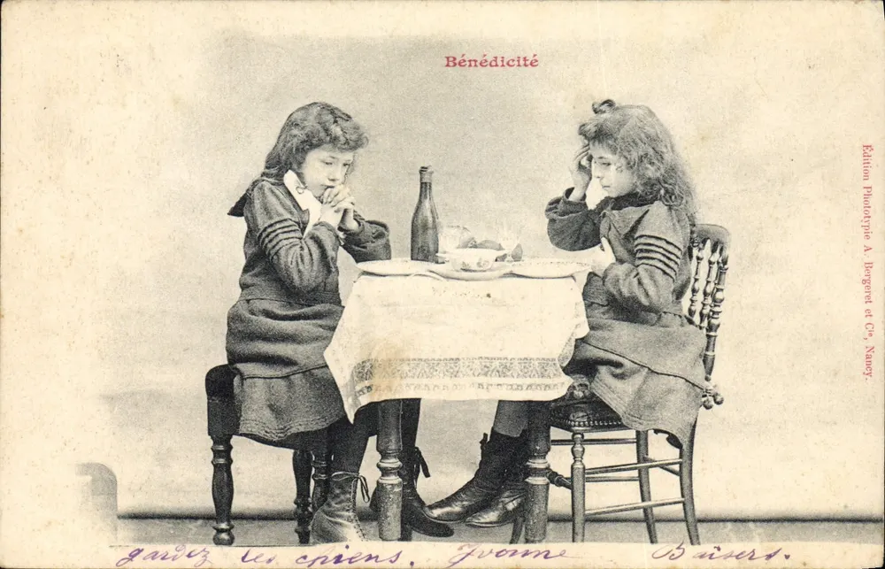 Zwei junge Mädchen betend — Bénédicité — Édition Phototypie A. Bergérot & Cie, Nancy - Vorderseite