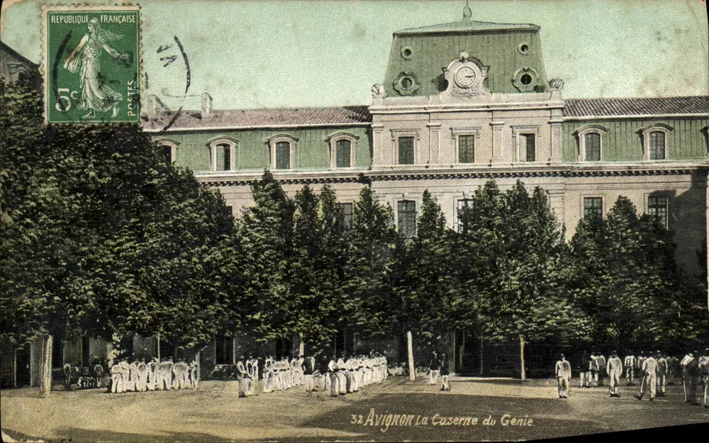 Avignon — Die Ingenieur-Kaserne — Verlag ASUL-FROTO L.V. & Cie - Vorderseite