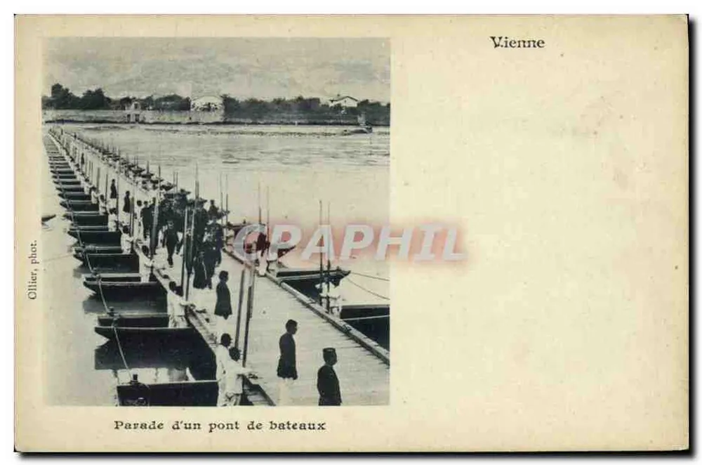 Parade auf einer Bootsbrücke — Wien — Ollier, phot. - Vorderseite