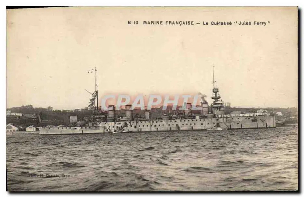 Le Cuirassé 'Jules Ferry' — Marine Française — Photo H. Chalais, Brest - Frente