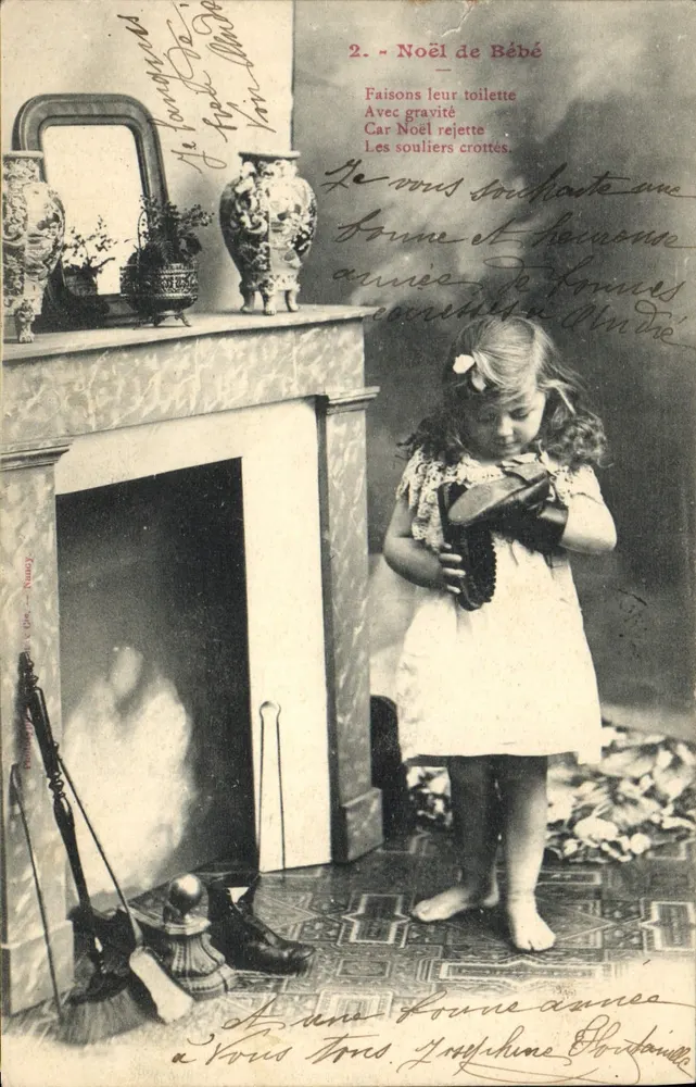 Weihnachten für Baby — Thema: kleines Mädchen vor einem Kamin — Verlag: Phototypie & Cie, Nancy - Vorderseite