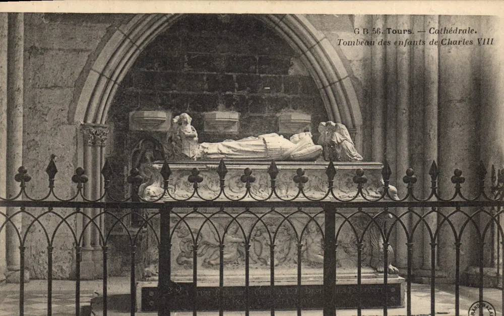 Tours — Kathedrale. Grab der Kinder von Charles VIII — G B 56, Verlag Rand O. B. - Vorderseite