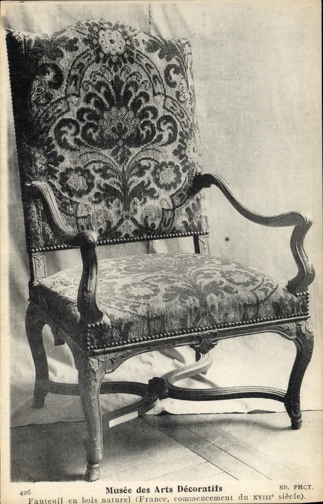 Holzarmchair in natürlicher Holzoptik — Musée des Arts Décoratifs — N° 426 - Vorderseite