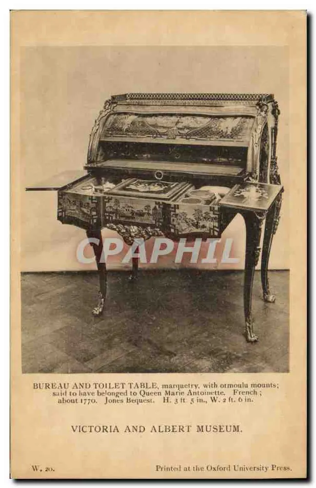 Schreibtisch und Frisierkommode — Intarsien, vergoldeter Bronze — Victoria and Albert Museum — Verlag Oxford University Press, Nr. W. 20 - Vorderseite