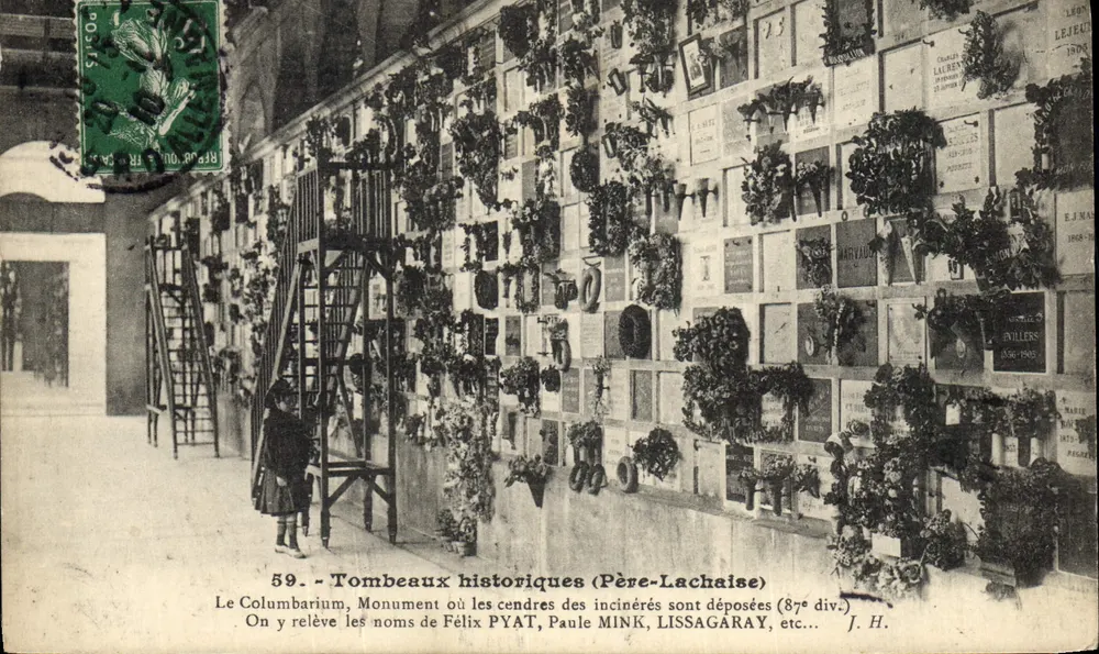 Columbarium — Tumbas históricas (Père-Lachaise) — J. Hauser, fot.-edit., Paris - Frente