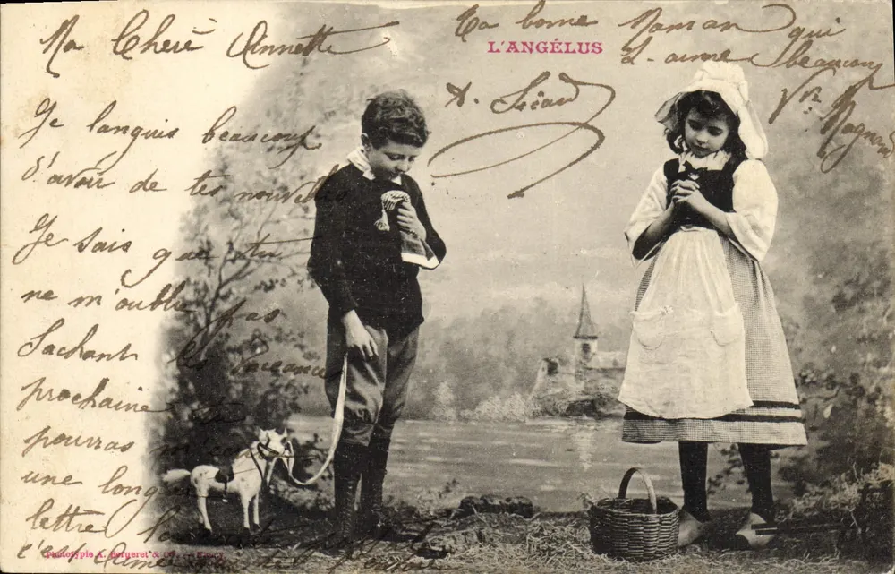Enfants et chien près d'un étang — L'ANGÉLUS — éditeur A. Bergeret & Cie, Grévy - Recto