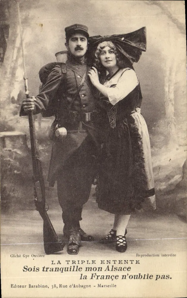 Soldado y mujer en traje alsaciano — La Triple Entente — Editor Barabino, Marsella - Anverso