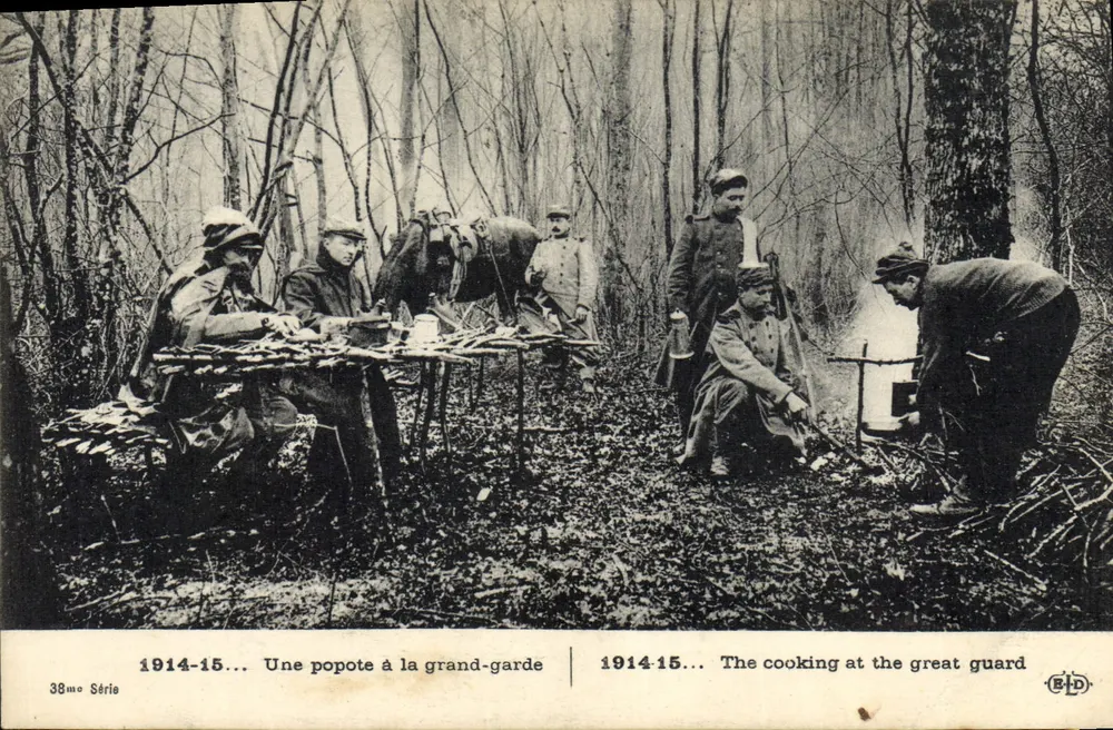 Soldaten in der Wald — Eine Feldküche bei der Grand-Garde — B.D. 38me Série - Vorderseite