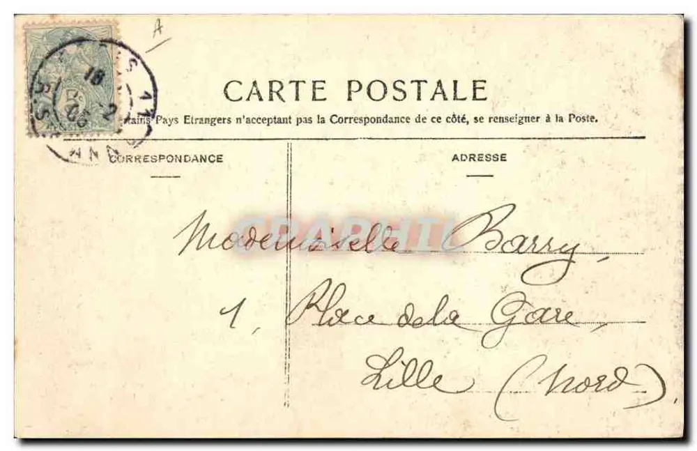 París — El Pequeño Pastelero — ¿Por qué a veces se espera el vol-au-vent financiero? - Reverso