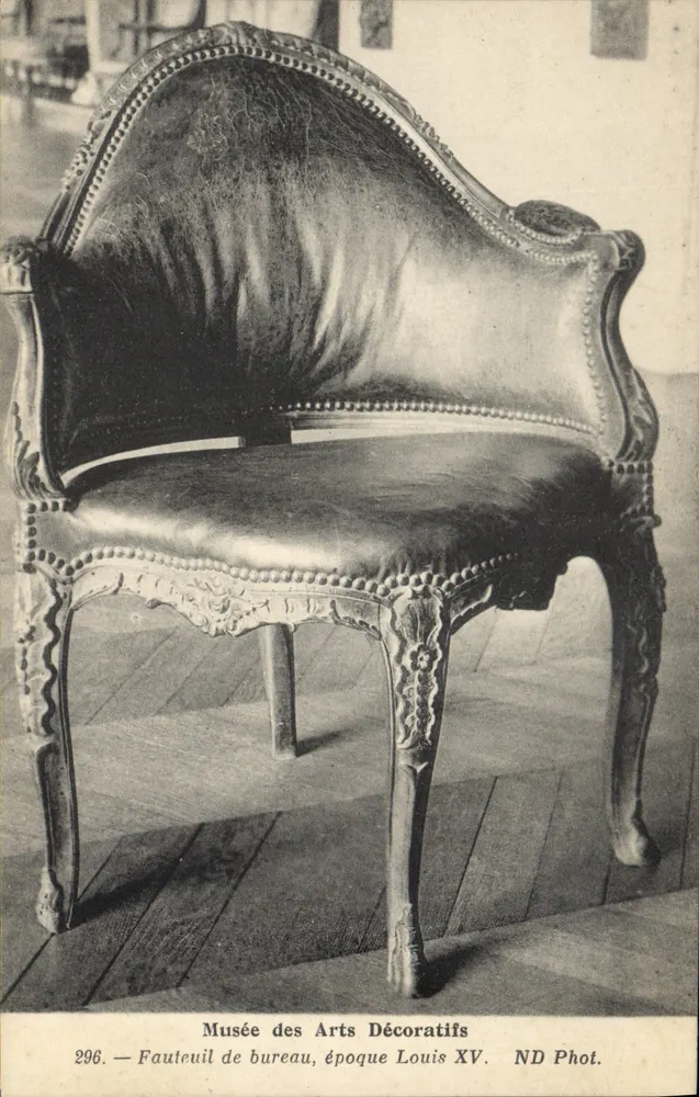 Bürostuhl — Louis-XV-Zeit — Musée des Arts Décoratifs, ND Phot. - Vorderseite