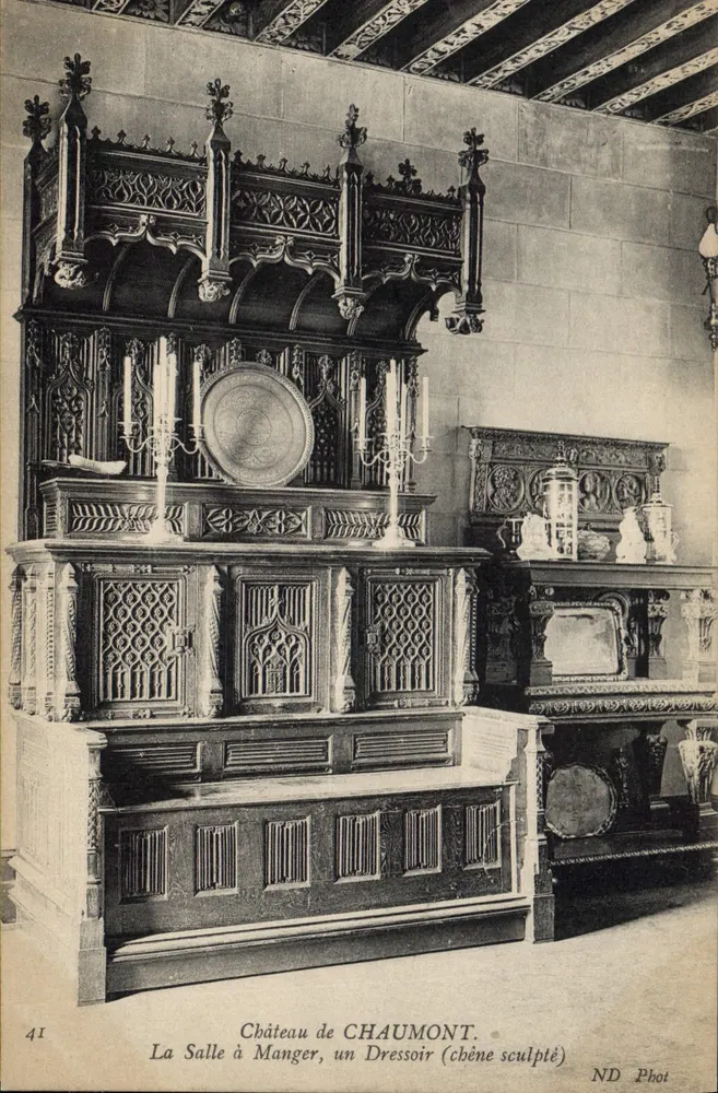Schloss Chaumont — Das Esszimmer, ein geschnitztes Eichen-Schrank — ND Phot, n°41 - Vorderseite