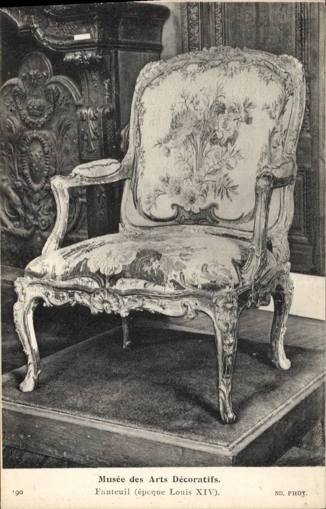 Sessel der Zeit des Louis XIV — Musée des Arts Décoratifs — ND. PHOT. - Vorderseite