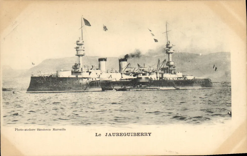 Le JAUREGUIBERRY — Navio de Guerra — Photo-ateliers Baudonin Marseille - Frente