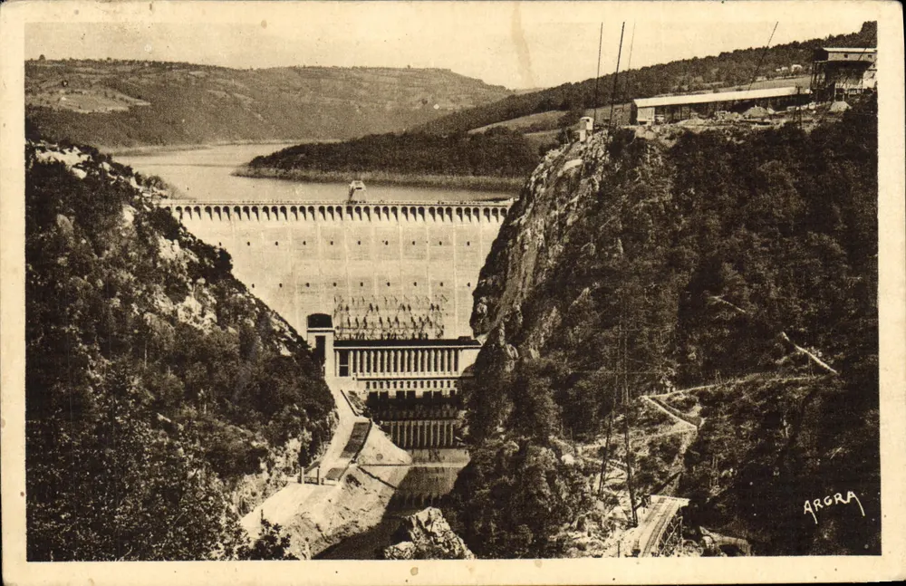 Staudamm Sarianes — Tal der Truyère (Ariège) — ARGRA - Vorderseite
