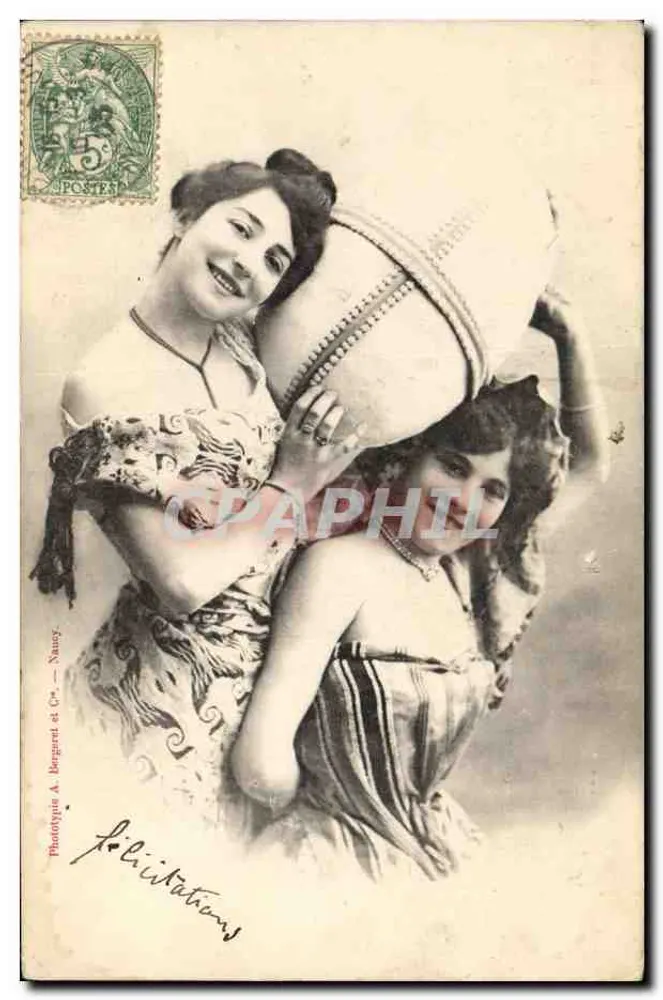 Zwei junge Frauen in Tanzkleidung — Phototypie A. Bergaret et Cie — Naucy - Vorderseite